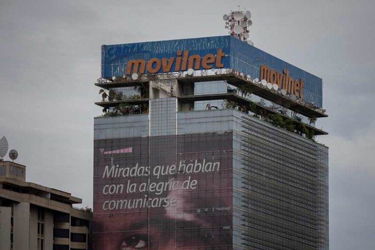 Usuarios estallan ante fallas para recargar saldo en líneas Movilnet desde el Banco de Venezuela:  “Caído desde ayer” (+Reacciones)