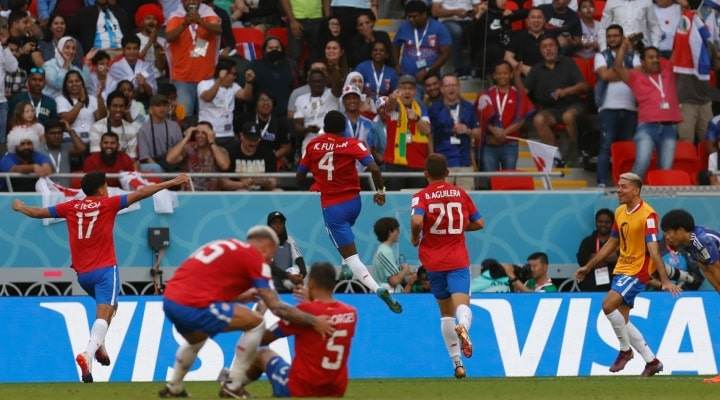 Costa Rica sorprendió a Japón y la derrotó por la mínima