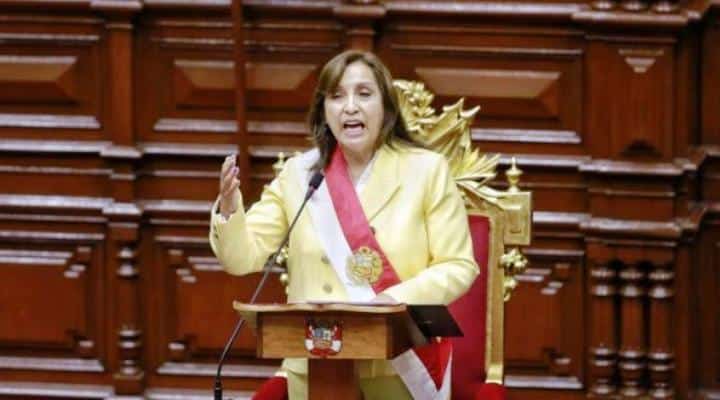 Dina Boluarte pide tregua nacional y pide al Congreso que acelere el adelanto de elecciones