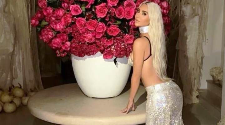 Kim Kardashian enloquece las redes con su outfit