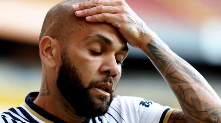 Futbolista Dani Alves detenido por acusación de agresión s3xu@1